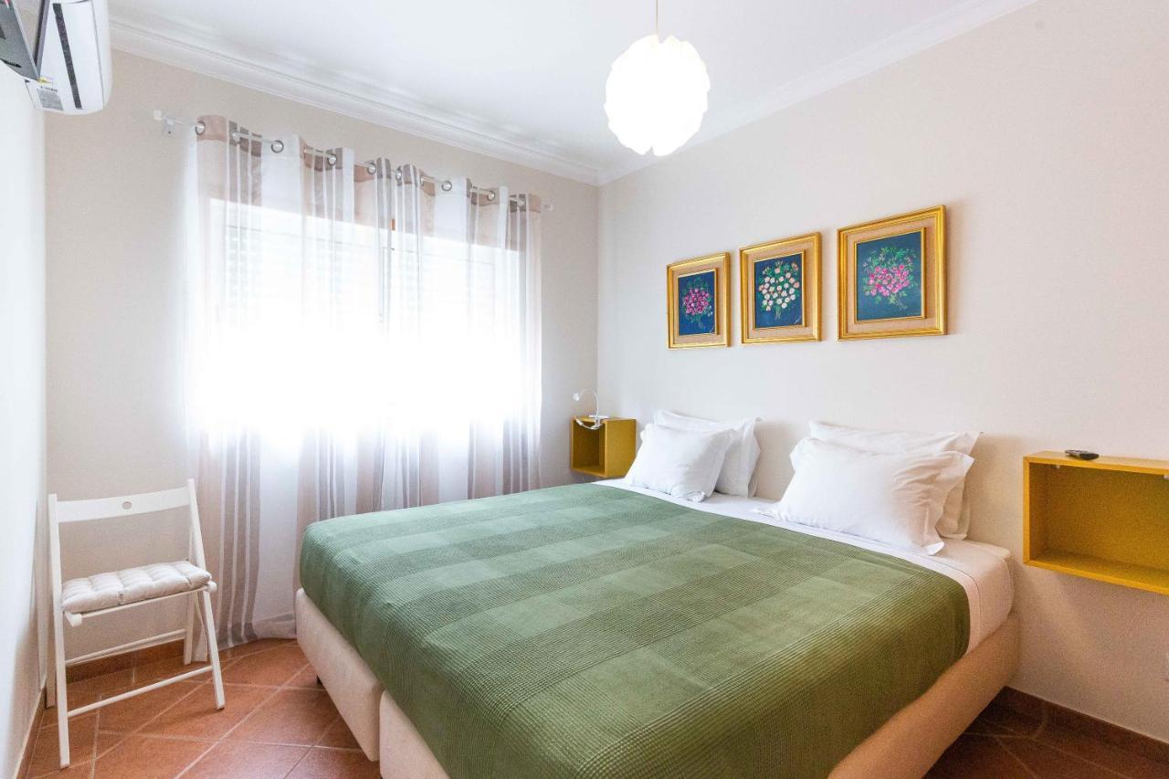 Villa Marquez Apartments 维拉·雷阿尔·德·桑托亚 外观 照片